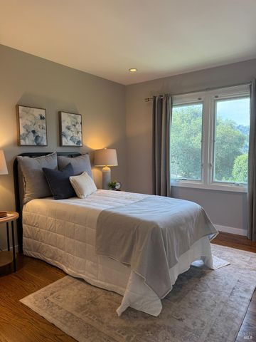 391 Elm Ave, Larkspur, CA 94939