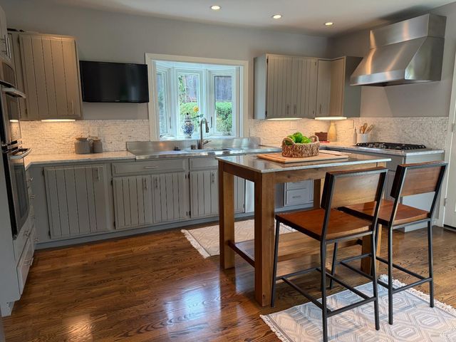 391 Elm Ave, Larkspur, CA 94939