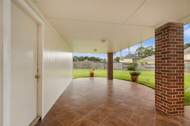9718 Deverell Drive, Sugar Land, TX 77498
