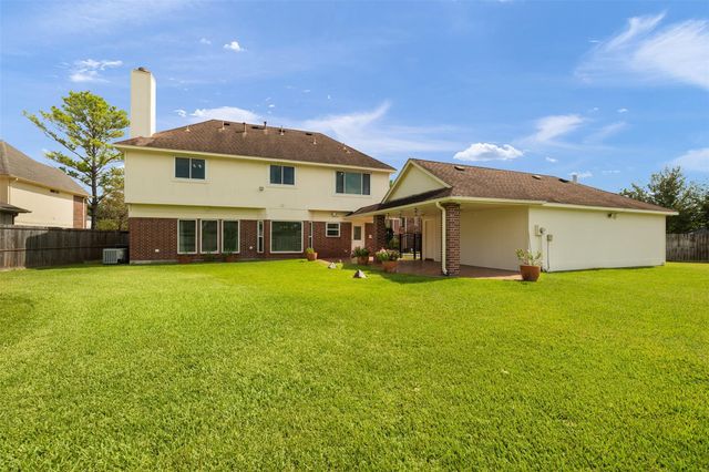 9718 Deverell Drive, Sugar Land, TX 77498