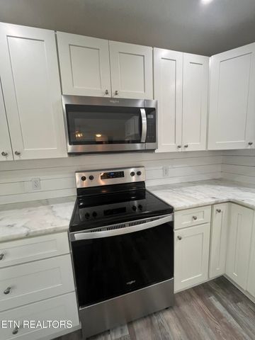 3408 Hackberry Rd, Knoxville, TN 37931