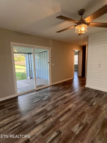 3408 Hackberry Rd, Knoxville, TN 37931