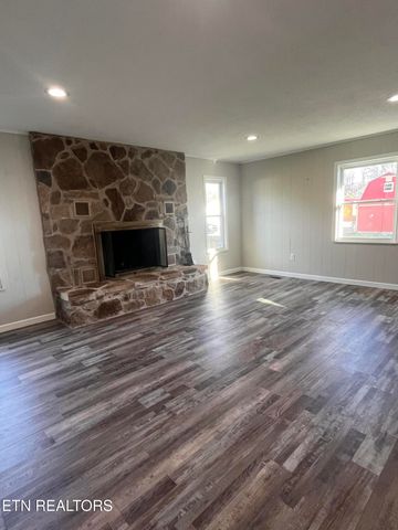 3408 Hackberry Rd, Knoxville, TN 37931