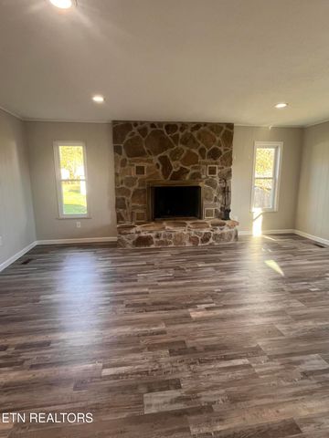 3408 Hackberry Rd, Knoxville, TN 37931