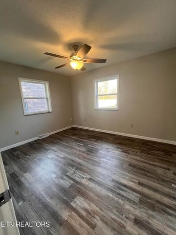 3408 Hackberry Rd, Knoxville, TN 37931