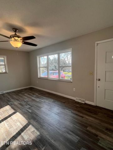 3408 Hackberry Rd, Knoxville, TN 37931