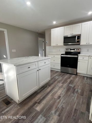 3408 Hackberry Rd, Knoxville, TN 37931