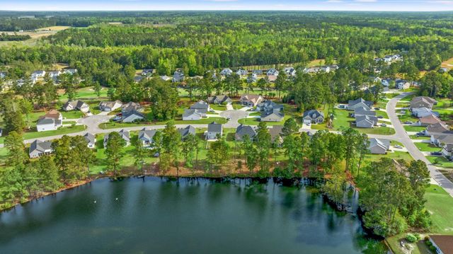 808 Stone Pine Ct., Loris, SC 29569