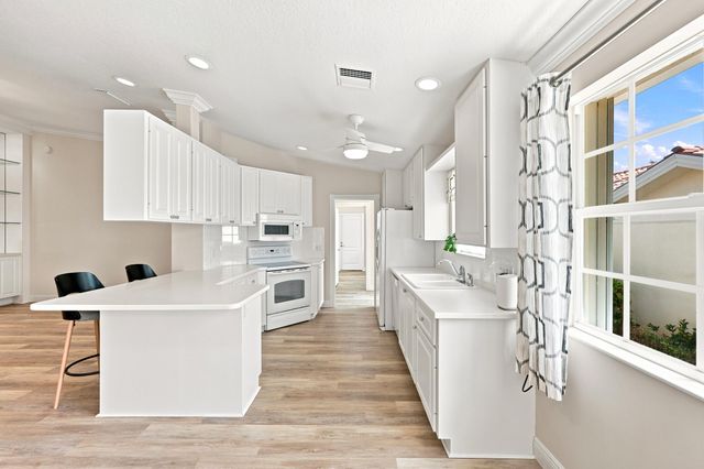 7780 Pine Island Way, West Palm Beach, FL 33411
