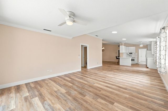 7780 Pine Island Way, West Palm Beach, FL 33411