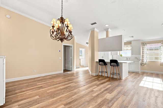 7780 Pine Island Way, West Palm Beach, FL 33411