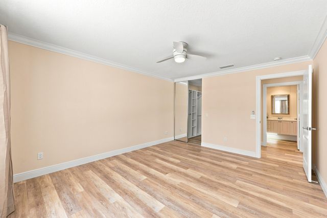 7780 Pine Island Way, West Palm Beach, FL 33411