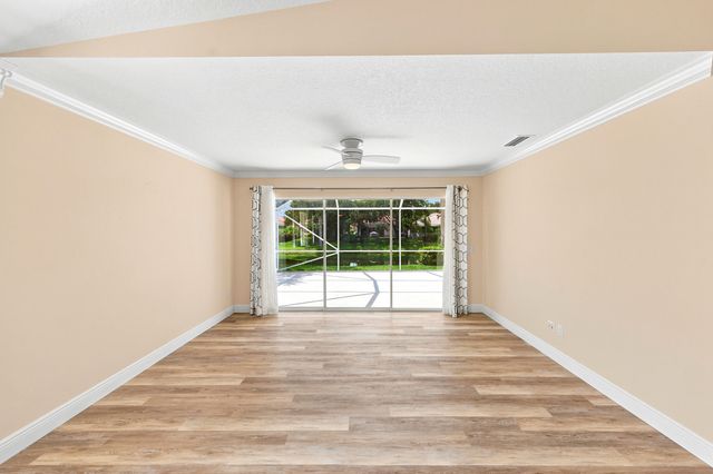 7780 Pine Island Way, West Palm Beach, FL 33411
