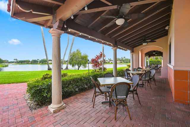 7780 Pine Island Way, West Palm Beach, FL 33411