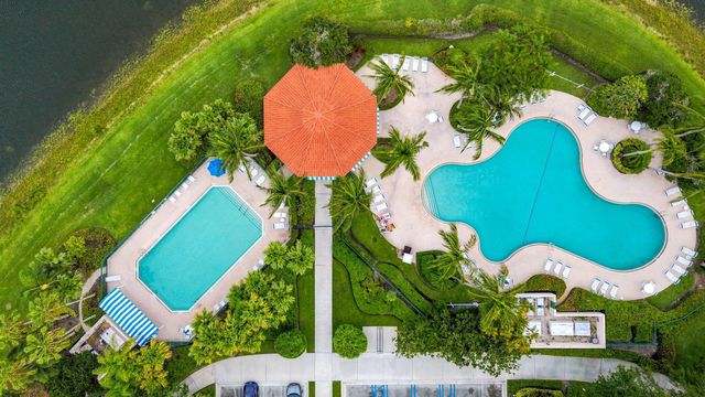 7780 Pine Island Way, West Palm Beach, FL 33411