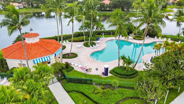 7780 Pine Island Way, West Palm Beach, FL 33411