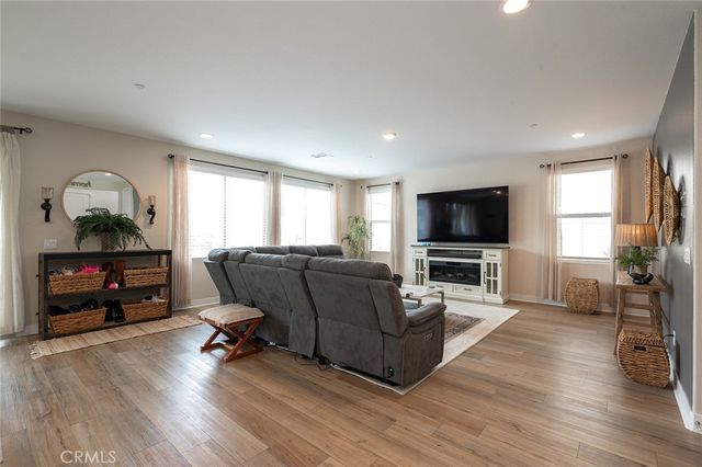 29403 Stageline, Menifee, CA 92584