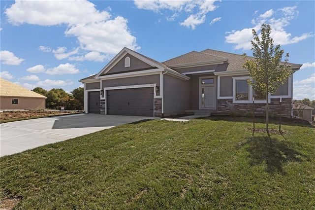 3327 NW 93rd Street, Kansas City, MO 64154