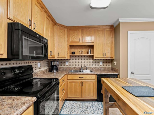 159 Kaylee Loop Road, Hartselle, AL 35640