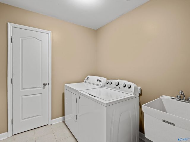 159 Kaylee Loop Road, Hartselle, AL 35640