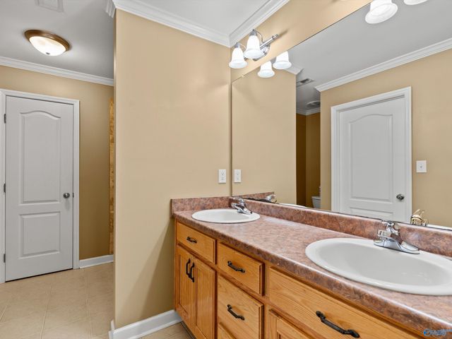 159 Kaylee Loop Road, Hartselle, AL 35640