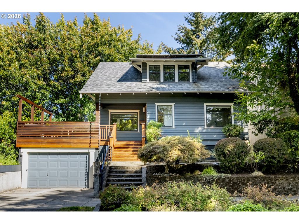 2415 Se IVON St, Portland, OR 97202