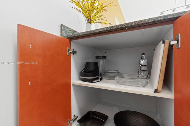 1200 Brickell Bay Dr PH 4218, Miami, FL 33131