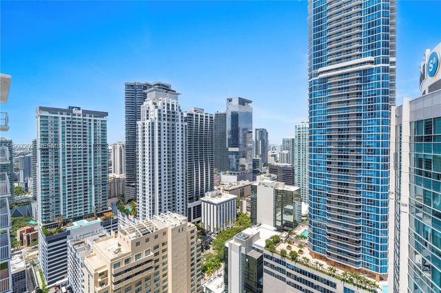 1200 Brickell Bay Dr PH 4218, Miami, FL 33131