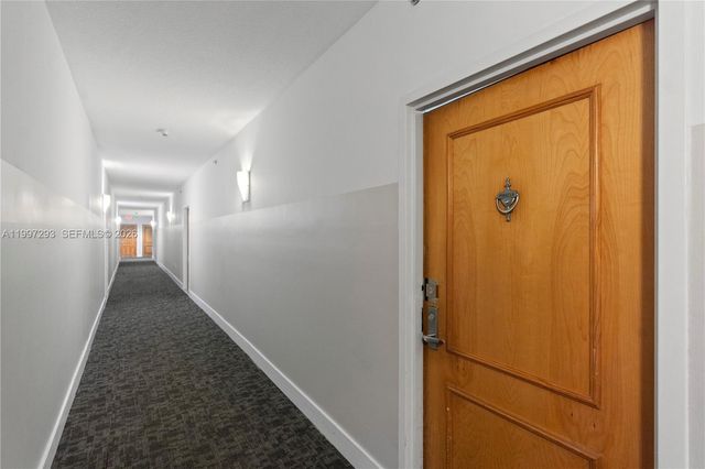 1200 Brickell Bay Dr PH 4218, Miami, FL 33131