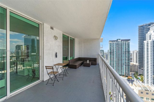 1200 Brickell Bay Dr PH 4218, Miami, FL 33131