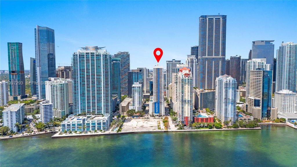 1200 Brickell Bay Dr PH 4218, Miami, FL 33131
