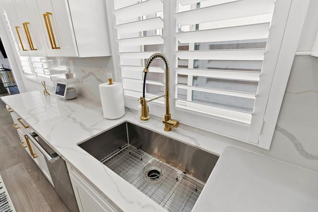 108 Diamond Grove Ct, Roseville, CA 95747