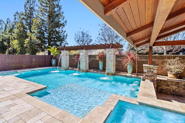 108 Diamond Grove Ct, Roseville, CA 95747