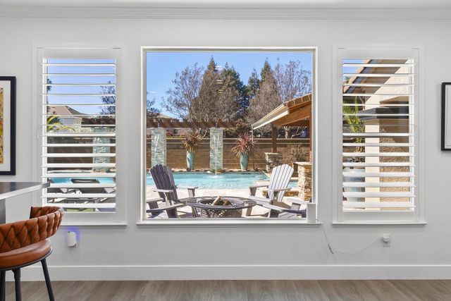 108 Diamond Grove Ct, Roseville, CA 95747