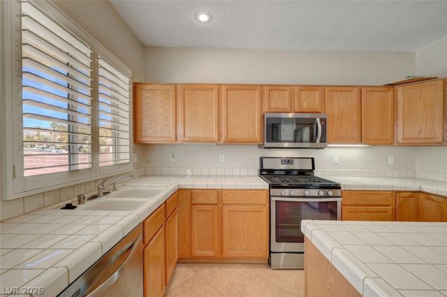 2525 Huber Heights Drive, Las Vegas, NV 89128