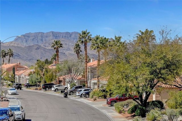 2525 Huber Heights Drive, Las Vegas, NV 89128