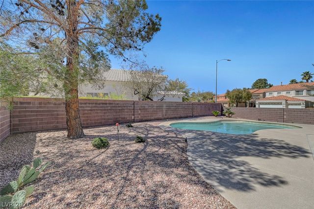 2525 Huber Heights Drive, Las Vegas, NV 89128
