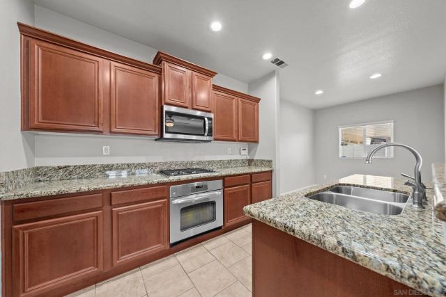 34081 Clovis Way, Wildomar, CA 92595