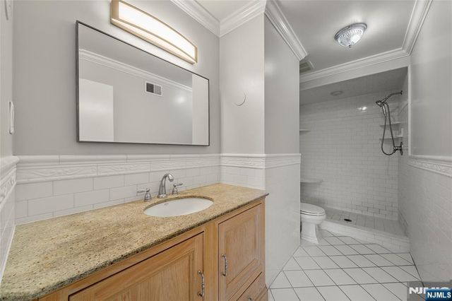 121 Broadway, Cresskill, NJ 07626