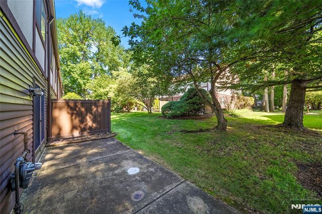 121 Broadway, Cresskill, NJ 07626