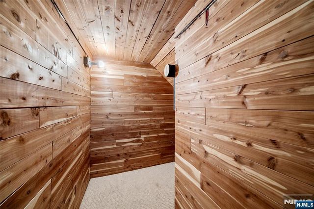 121 Broadway, Cresskill, NJ 07626