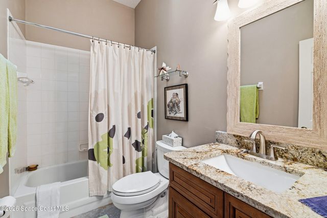 811 Oakwood Drive, Melbourne, FL 32940