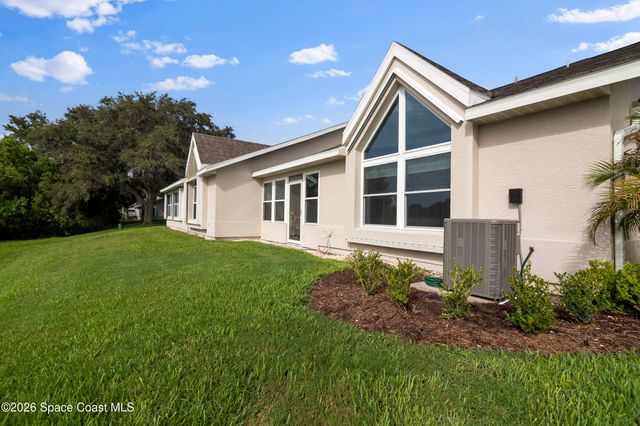 811 Oakwood Drive, Melbourne, FL 32940
