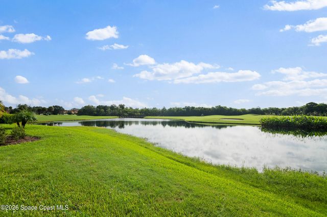 811 Oakwood Drive, Melbourne, FL 32940