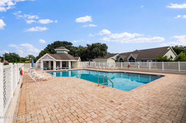 811 Oakwood Drive, Melbourne, FL 32940