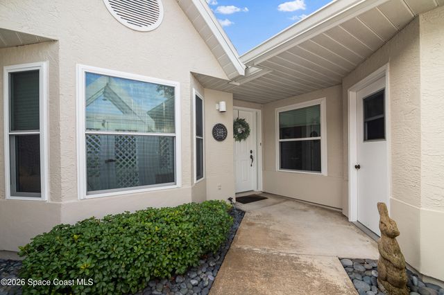 811 Oakwood Drive, Melbourne, FL 32940