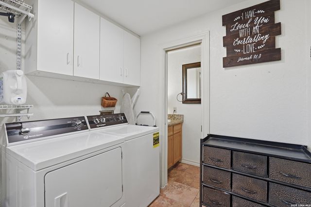 4874 Old Lehmann, Kingsbury, TX 78638