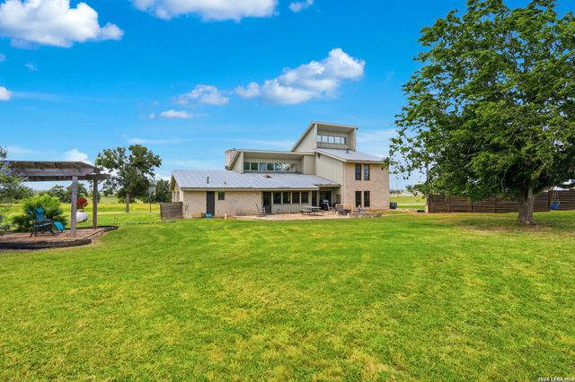 4874 Old Lehmann, Kingsbury, TX 78638