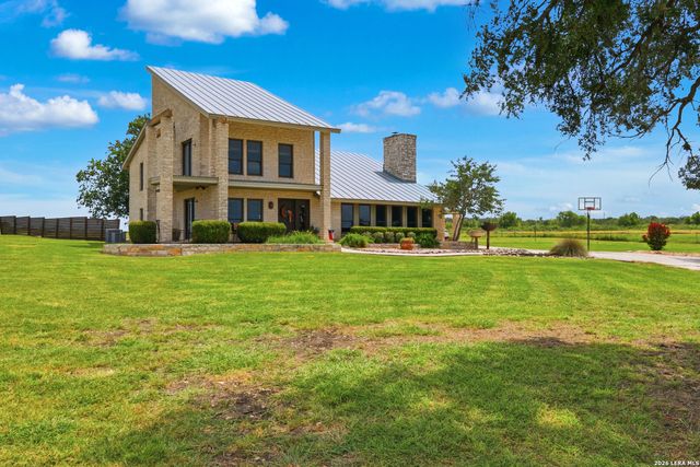 4874 Old Lehmann, Kingsbury, TX 78638