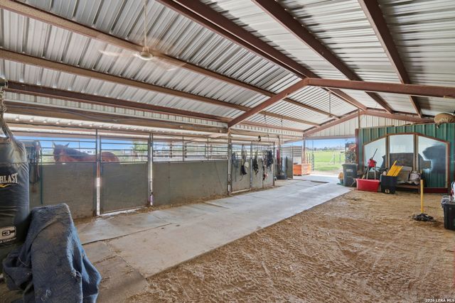4874 Old Lehmann, Kingsbury, TX 78638